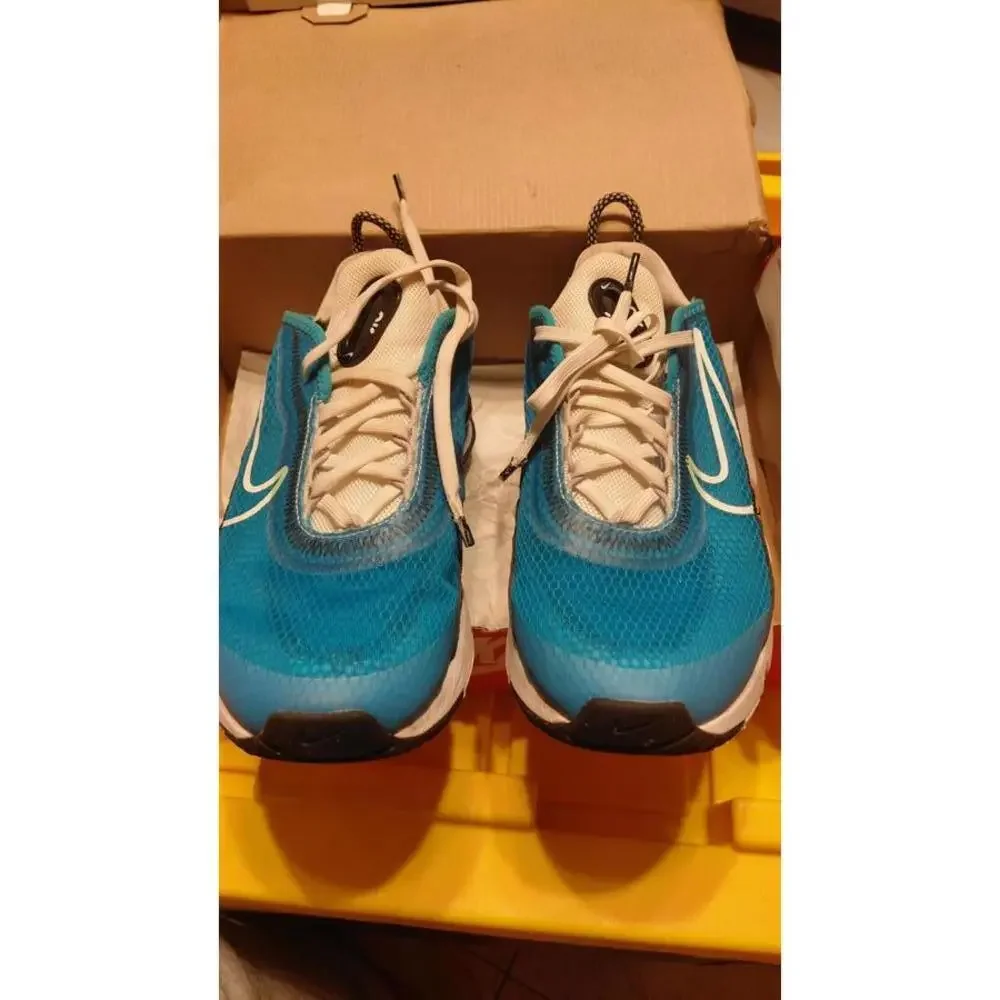Nike Air Max 2090 Blue and Black Sneakers 6.5Y